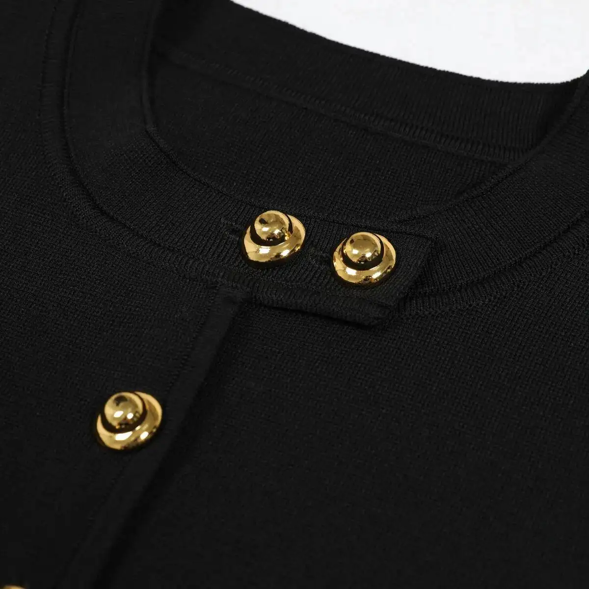 LEOSOXS Czarna Sukienka Damska z Długim Rękawem Złote Guziki Wąska Krótka Spódniczka Luksusowa Sukienka Ołówkowa Dzianinowa Odzież na Jesienne Przyjęcia 2025