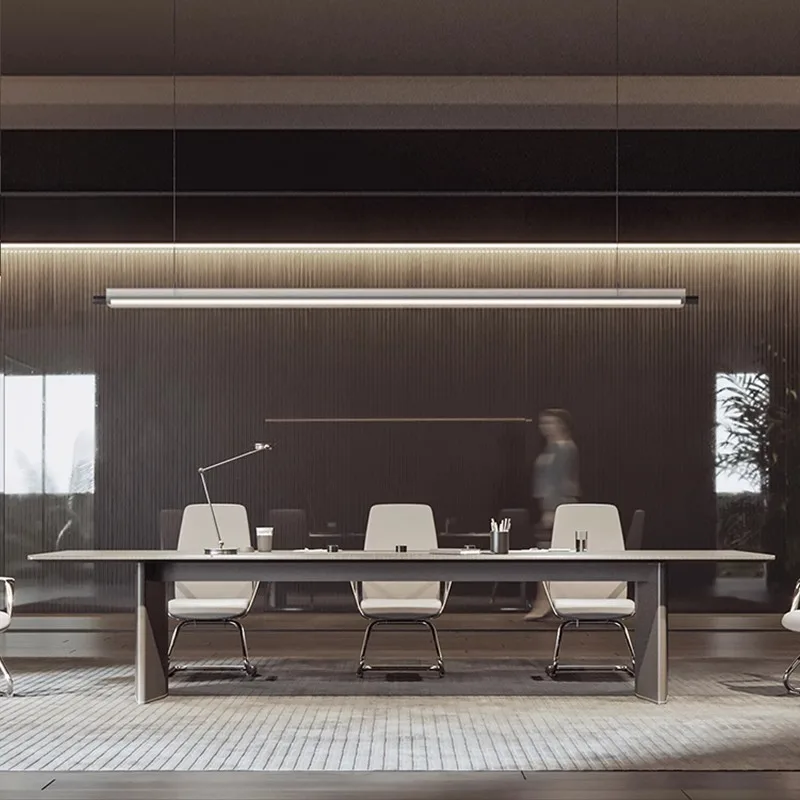 

Стол для конференций Длинный стол Современный простой небольшой конференц-зал Комбинация стола и стула Прямоугольник для встреч и переговоров