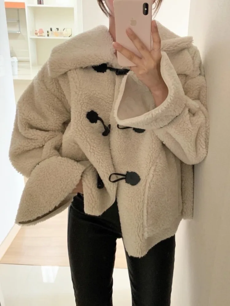 

Шикарное винтажное зимнее пальто с меховым кожаным воротником и широкими рукавами, женское, новое, на пуговицах, повседневное, универсальное, верхняя одежда