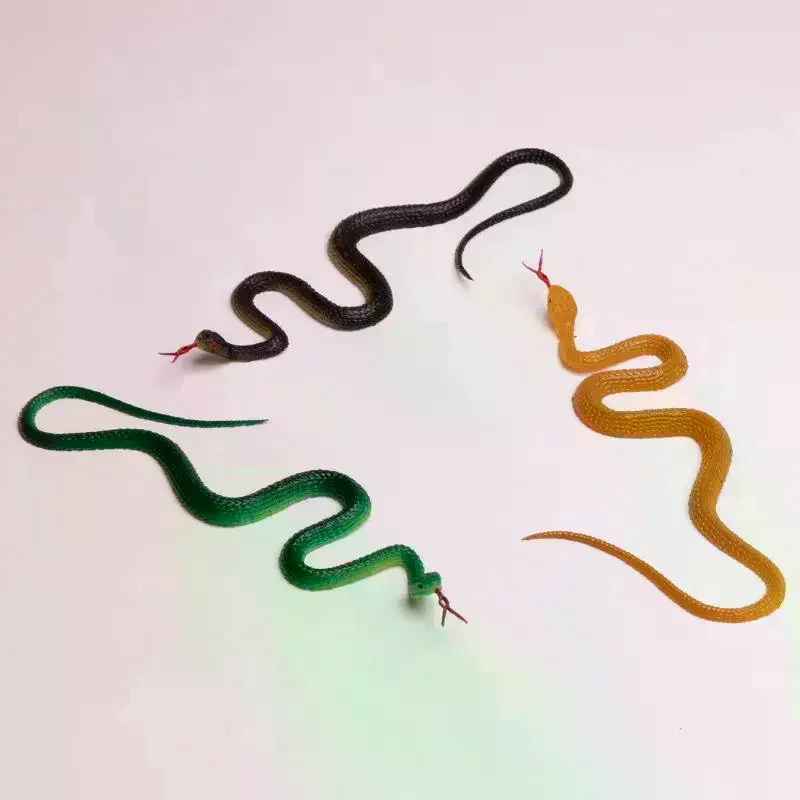 40cm Realistic Rubber Toy Snake Simulation Python Halloween Bird Scare Prop Prank Toy Accessory