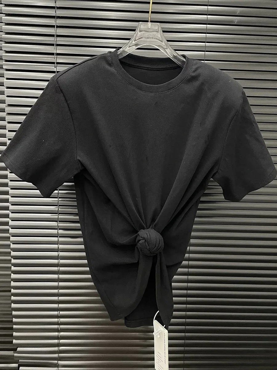 เสื้อยืดทรงหลวมผ้าฝ้ายสวมใส่สบายสำหรับฤดูร้อน แต่งลายดอกไม้ผูกเอว มีแผ่นรองไหล่