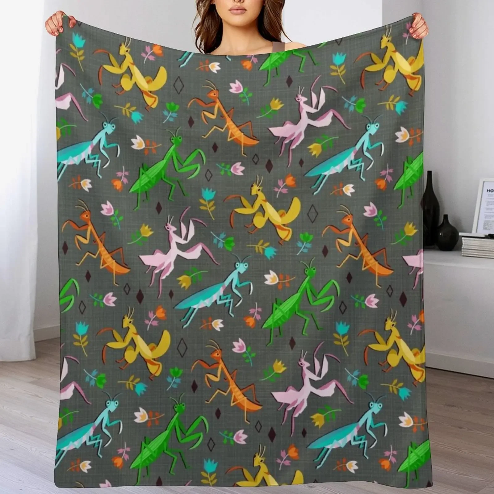 An Unordinary Array of Praying Mantises - Grey Throw Blanket Sofas Decorative Throw Luxury St Blankets