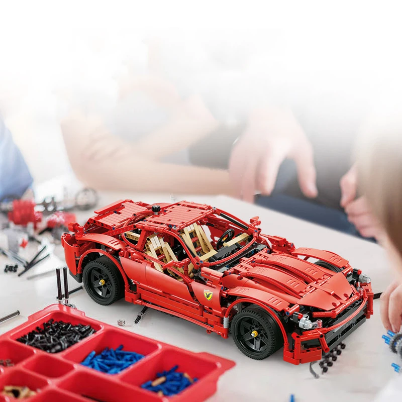 テクニカル1/10スケール イタリア製馬スーパースポーツカービルディングブロックモデル 599 GTB フィオラーノスーパーカー組み立てブロック 男の子向けおもちゃ