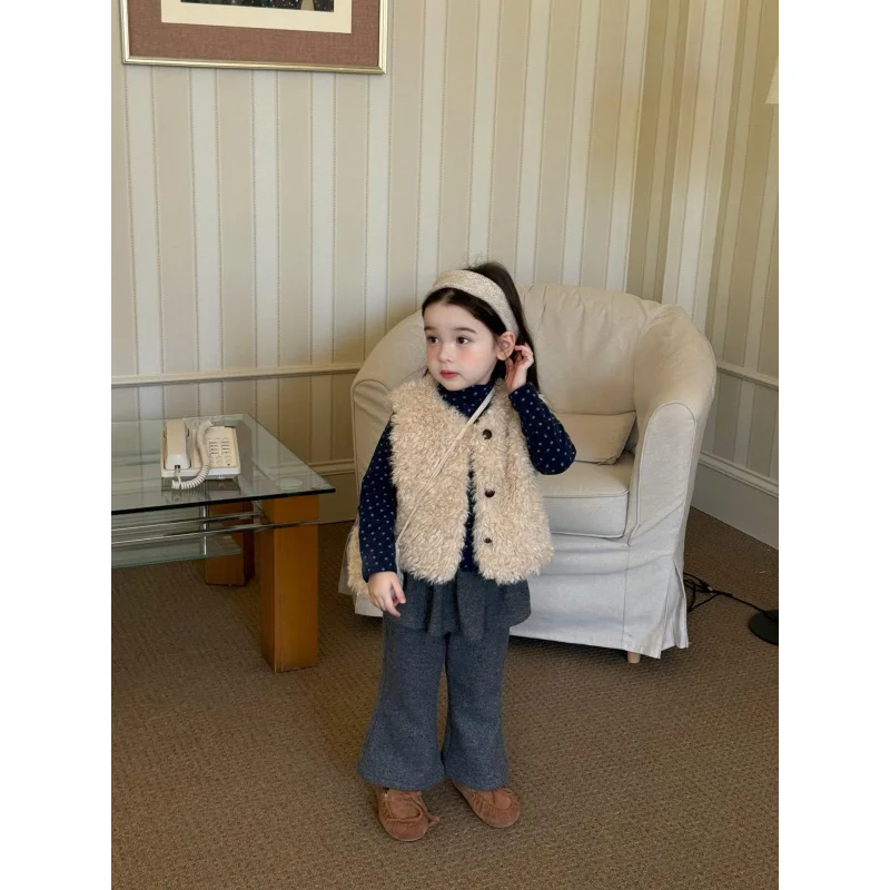 

Girls' Winter Thickened Wool Vest25New Cute Versatile Vest with Bag for Baby Girls Lamb Wool Vest