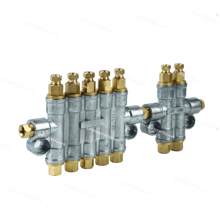 Oil Circuit Dispenser Volumetric Oil Dispenser Machine Tool Injection Molding Machining Center