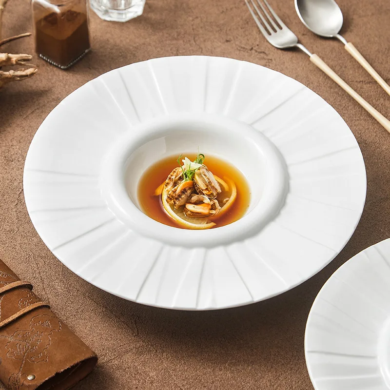 

French Plates, White Ceramic Straw Hat Shaped Western Pasta Serving Plates High-end Creative Dessert Plates Restaurant Tableware