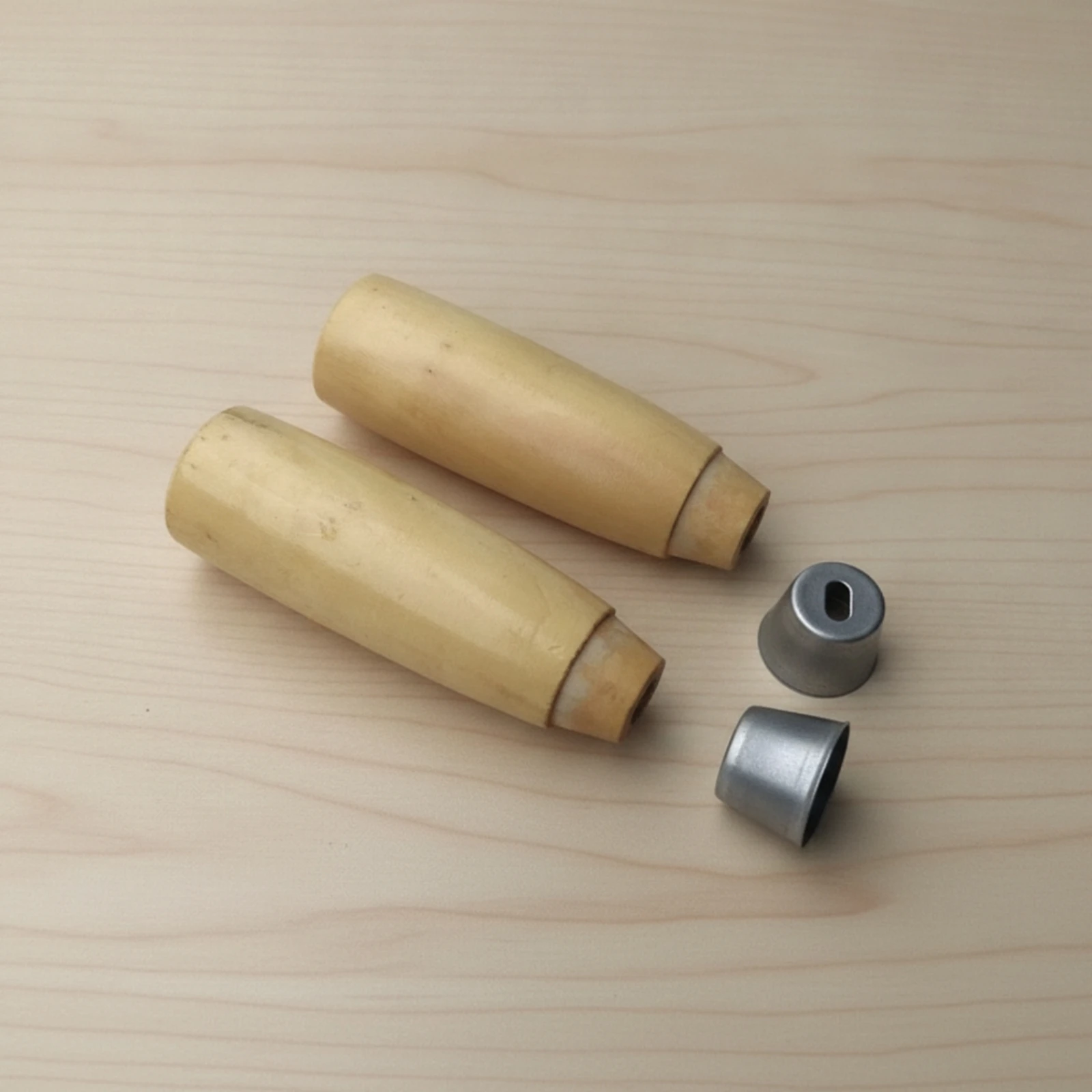 قطعتان من مقابض الشفرات الخشبي - مراجعة Woodworking Oil Finish وسعره