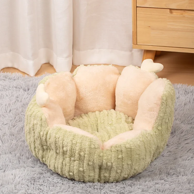 Cat Nest Cactus Petal Shaped Pet Large Space Soft and Warm Sleep Dog Nest Mat Factory Wholesale