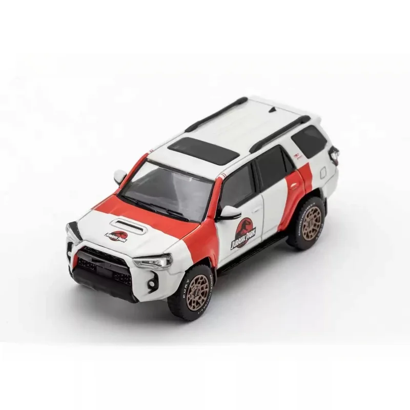 GCD 1:64 4-Runner Jurassic World dicat model kendaraan off-road Aloi