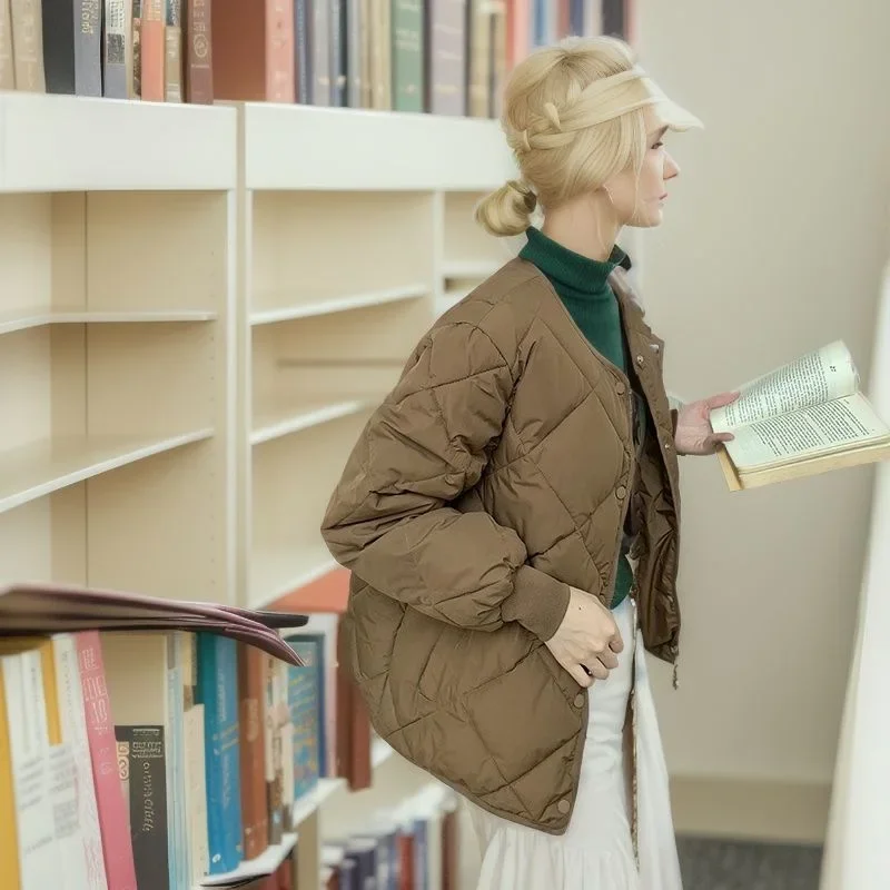 2025 Women's Winter Winter Jacket Female Round Neck Single Breasted Diamond Patterned Cotton Jacket Women's Pure Collor Coats