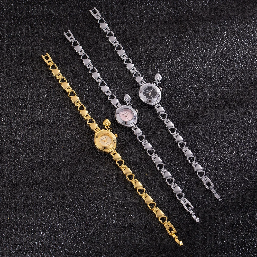 ساعات كوارتز ريترو النساء الحب القلب ساعات يد فاخرة أنيقة صغيرة الطلب السيدات ساعة اليد الإناث ساعة هدية reloj mujer