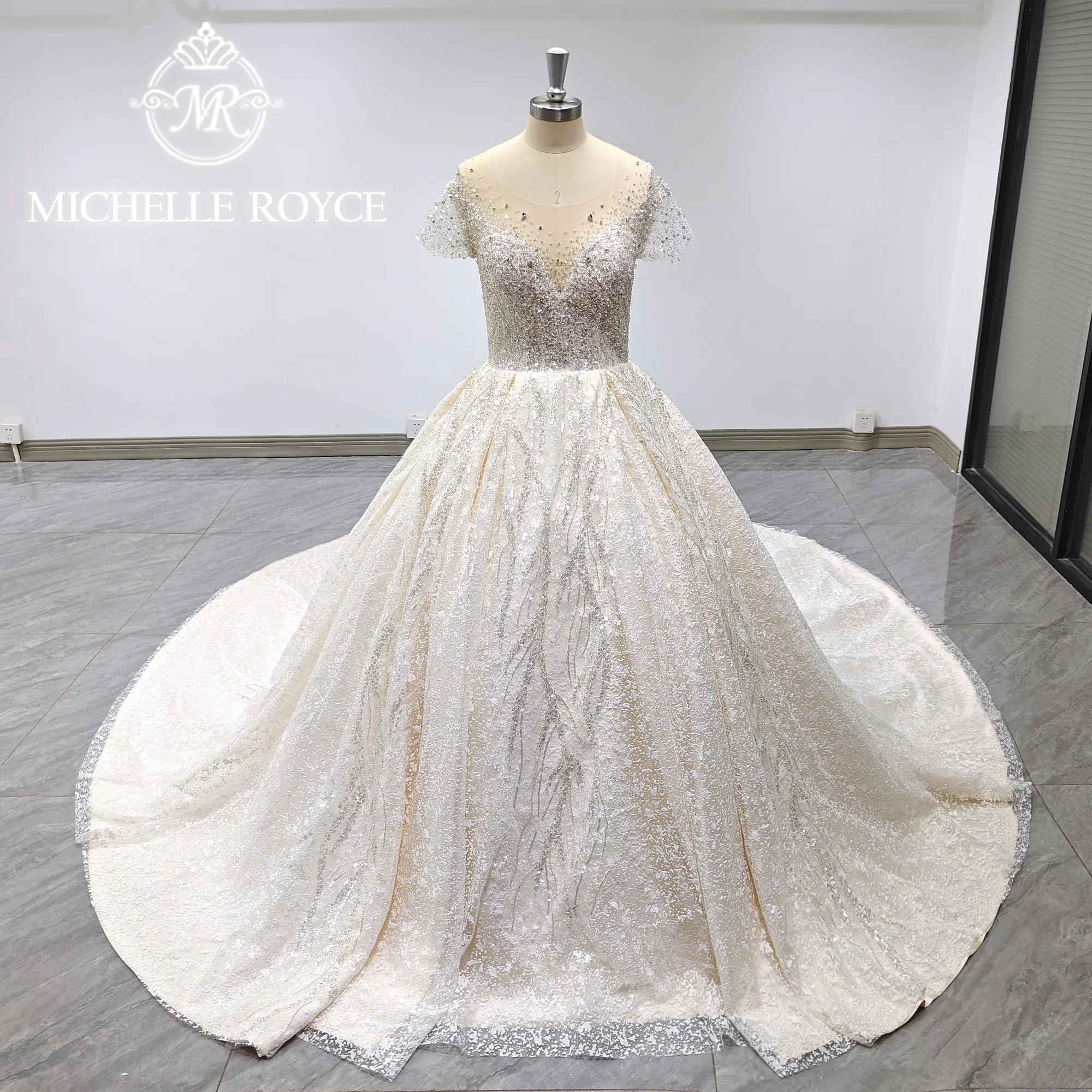 Michelle Royce  Ball Gown Luxury Wedding Dress For Woman Delicate Beading Sparkling Chapel Train Wedding Gown Vestidos De Novia