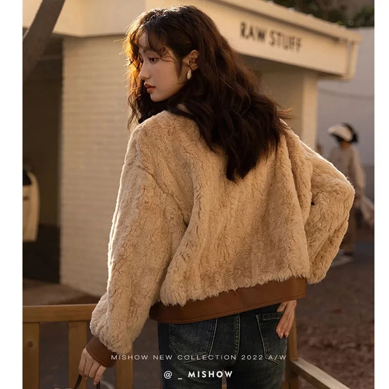 High Quality 2024 Autumn Winter New Women's Imitate Lamb Hair Combination Leather Short Thick Coat Imitation Fur Jacket Ladies