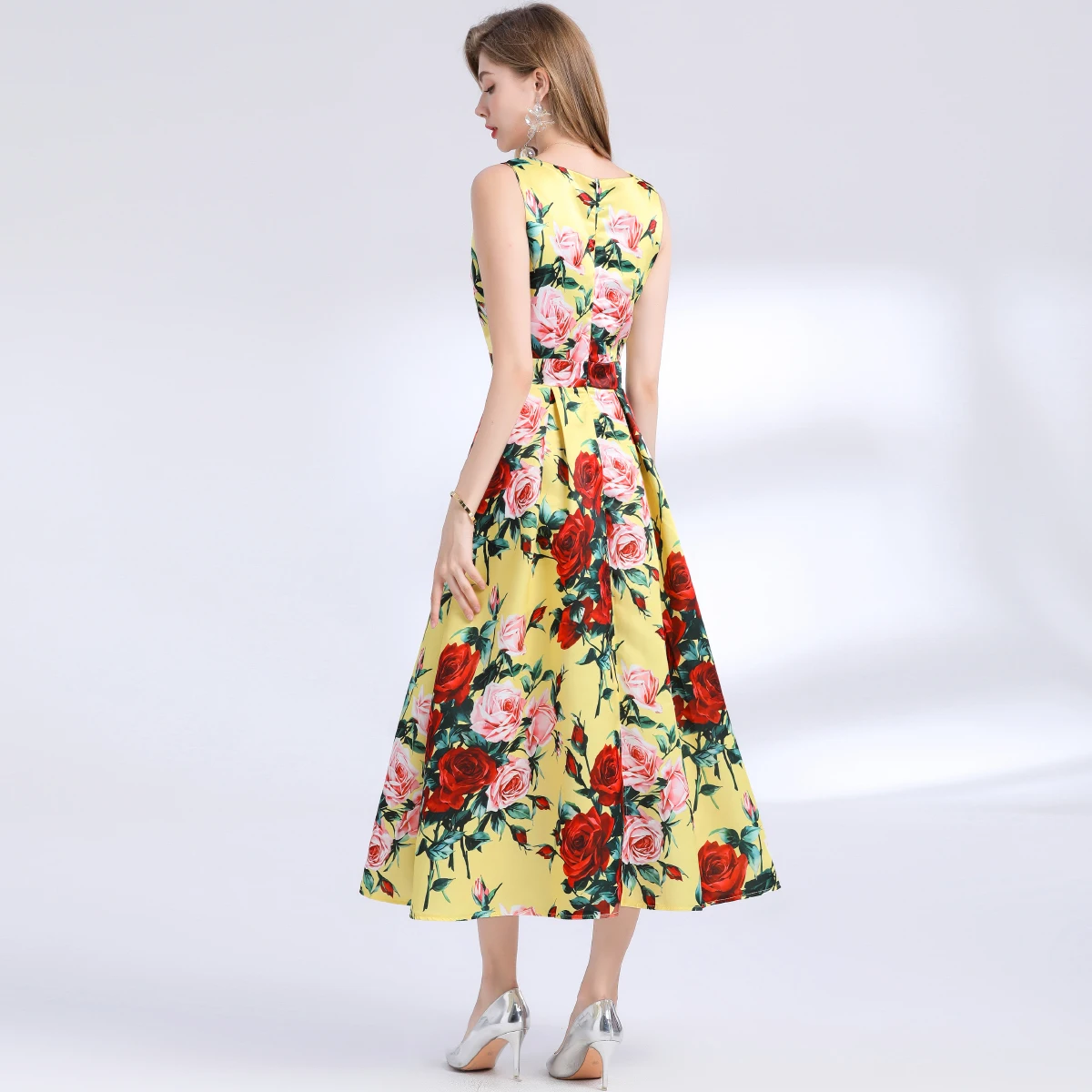 الفرنسية خمر الاصطدام الأزهار المطبوعة أكمام عالية الخصر اللباس أزياء تانك قطع سليم مطوي فستان طويل