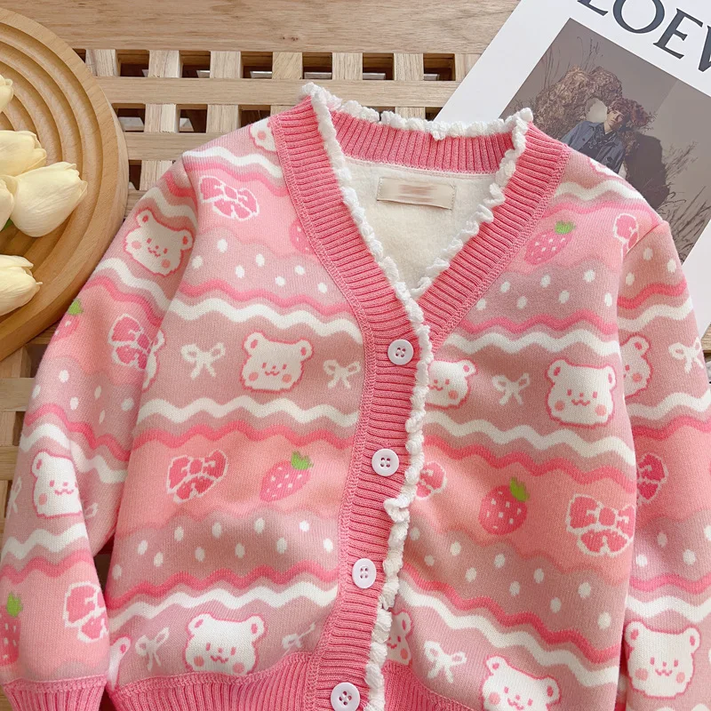 Maglioni a maniche lunghe per ragazze in stile coreano cartone animato spesso caldo Maglieria per bambini Fodera per bambina Cappotto cardigan in