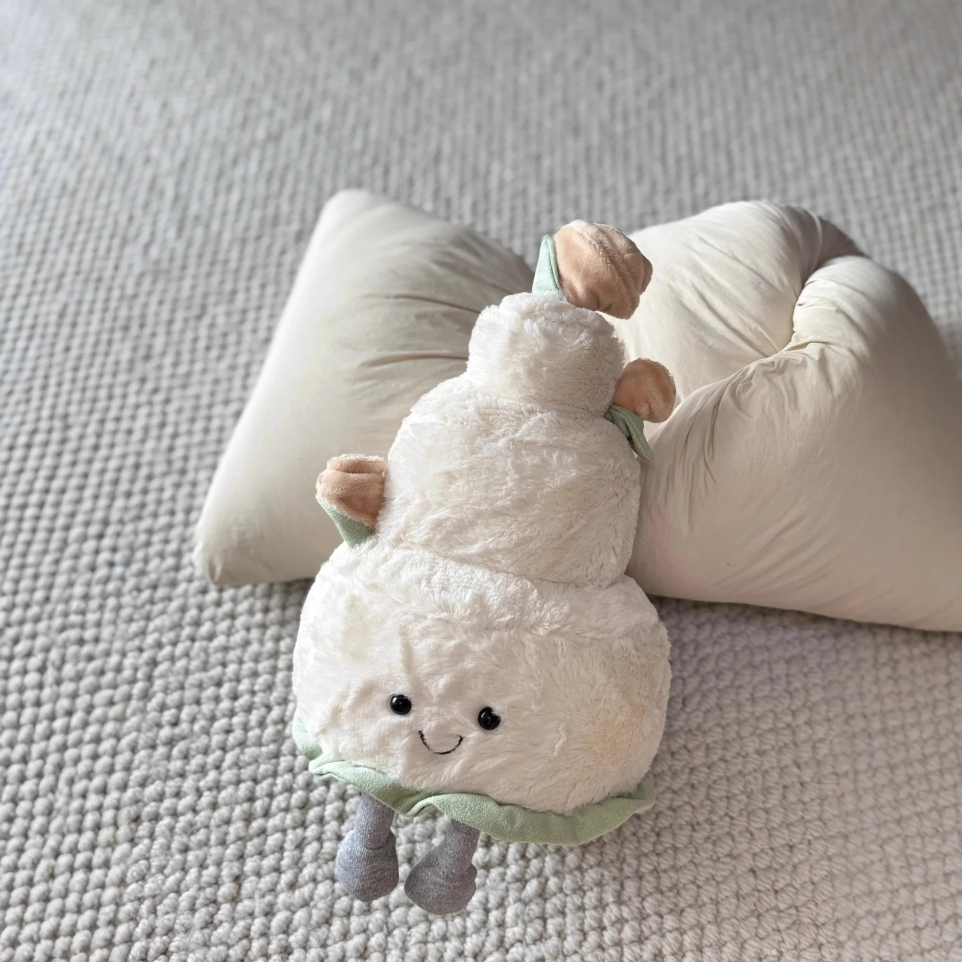 

UK Jellycat cake plush toy cute three-layer cream wedding gift doll