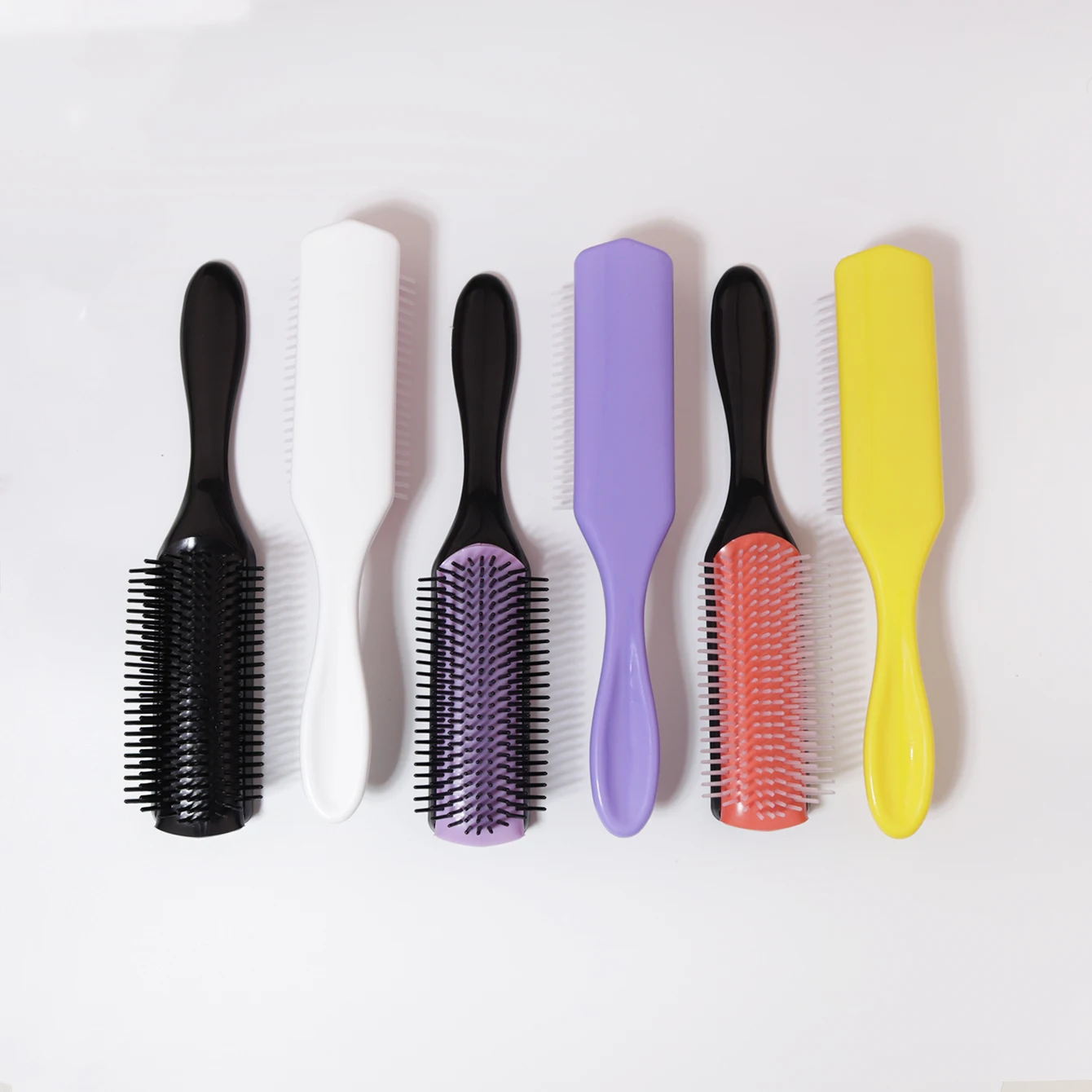 

1/2/3/6pcs Styling hair brush, suitable for men and women, used for combing hair and organizing hair，Special for real hair wigs