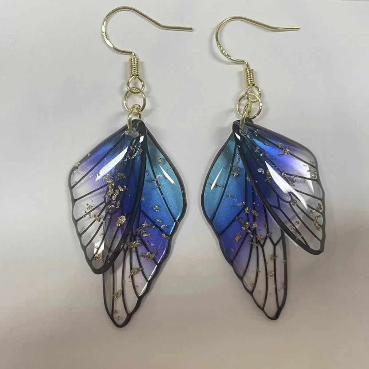 Minar Fairy Clear Gradient Color Resin Wings Dangle Earrings für Damen Großhandel Kupfer Strass Schmetterlingsanhänger Ohrring