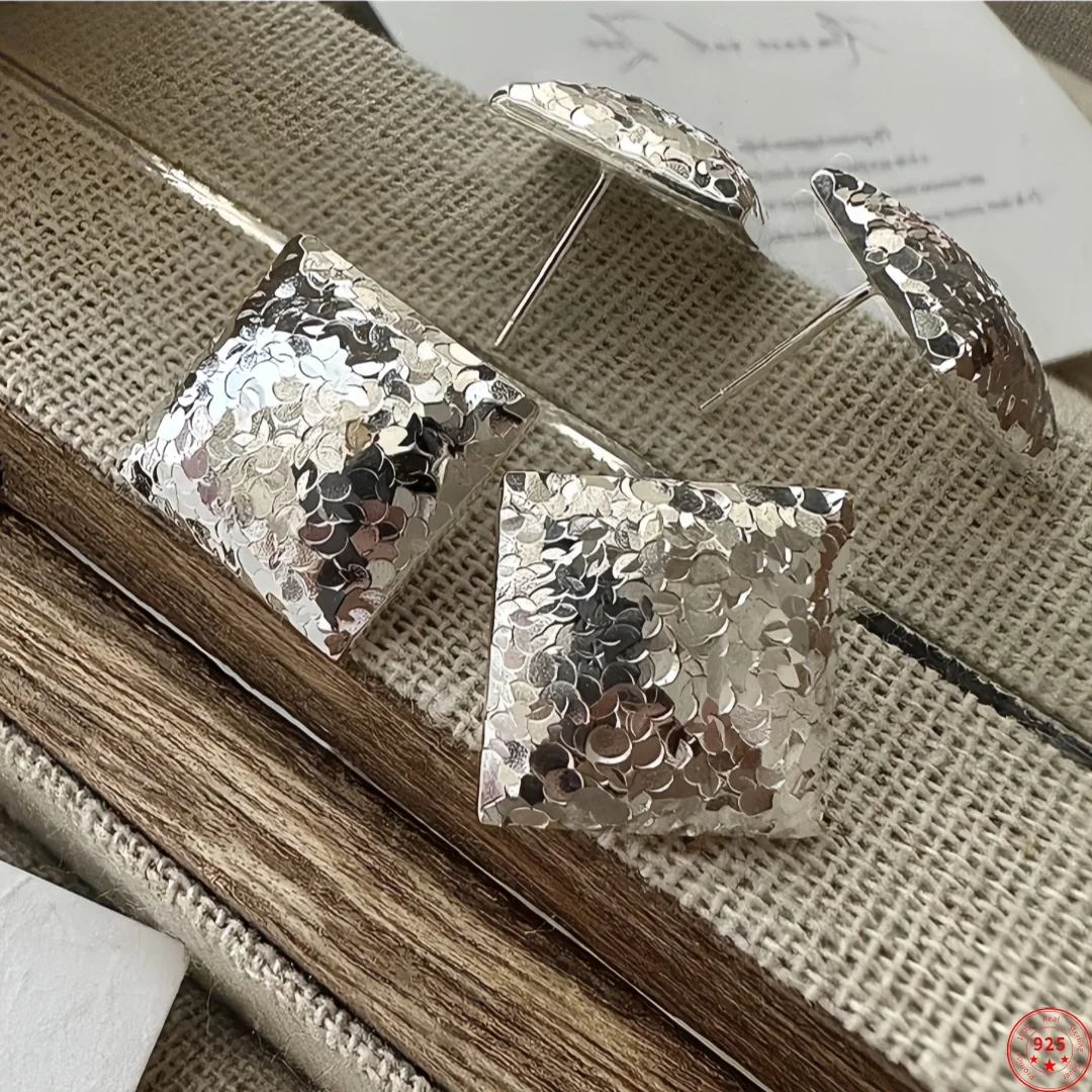 New S925 Sterling Silver Charms Stud Earrings for Women Plated Platinum Crushed Ice Pattern Ear Stud Fashion Fine Choice Jewelry