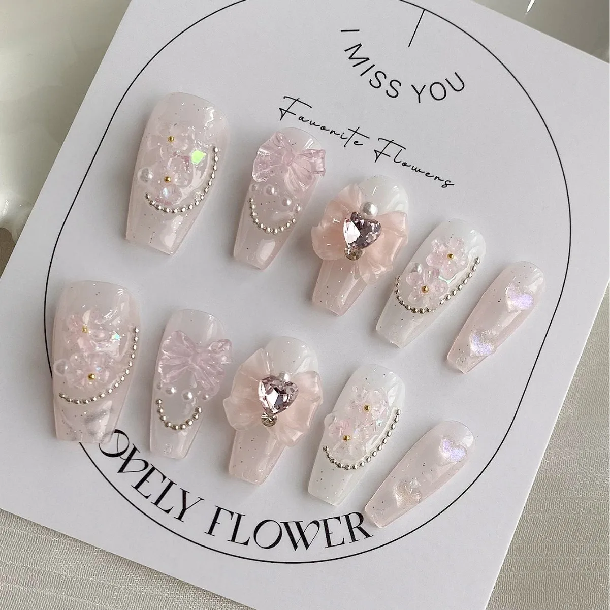 

10pcs Pure Desire Girl like Nail Patch Fake Nails - Sparkling Diamond Bow Matching - Dreamy Accessories for Any Occasion