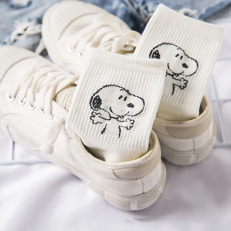 5 pares de calcetines Snoopy para adultos, calcetines de algodón para primavera y otoño para mujeres y hombres, calcetines deportivos bonitos de dibujos animados a media pantorrilla, talla media 18-40 años