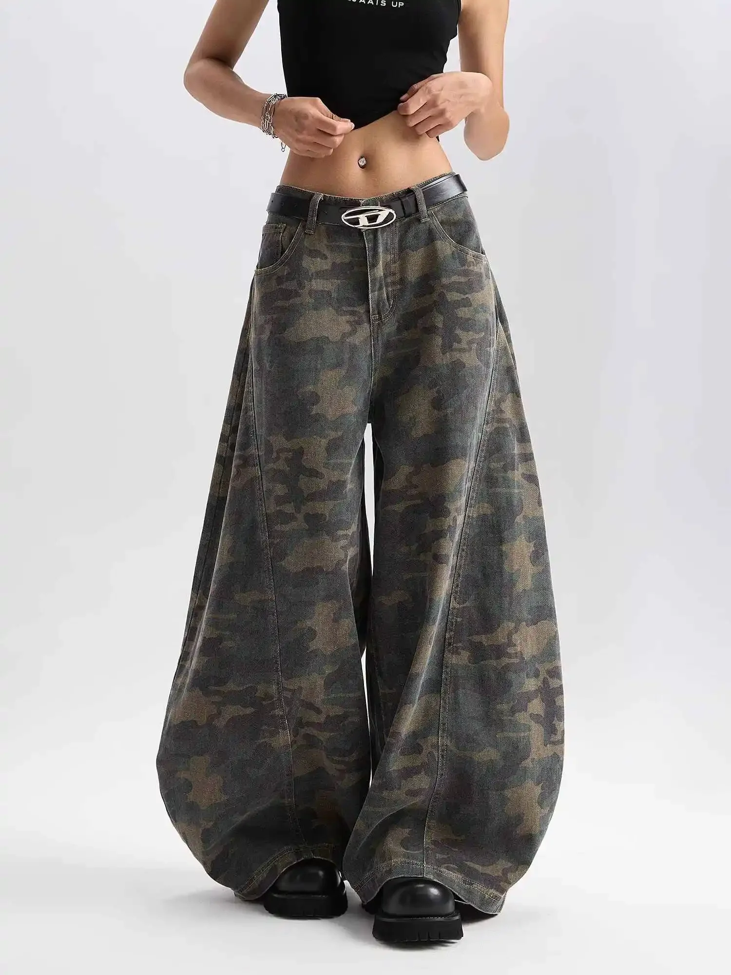 女性 Y2k エモ迷彩ジーンズ 2025 秋ヴィンテージ原宿だぶだぶのデニムパンツ日本 2000 年代オーバーサイズアメリカンレトロズボン