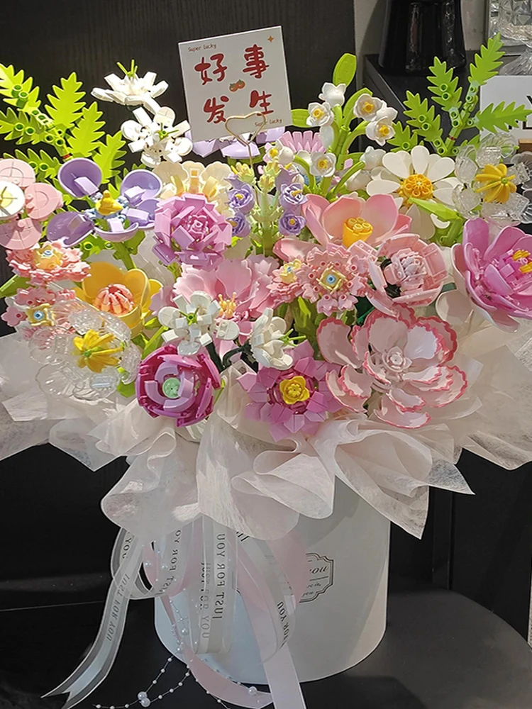 

Букет-конструктор ручной работы ко Дню святого Валентина, креативный подарок для девушки, парня, на день рождения, повышенной сложности, из АБС-пластика