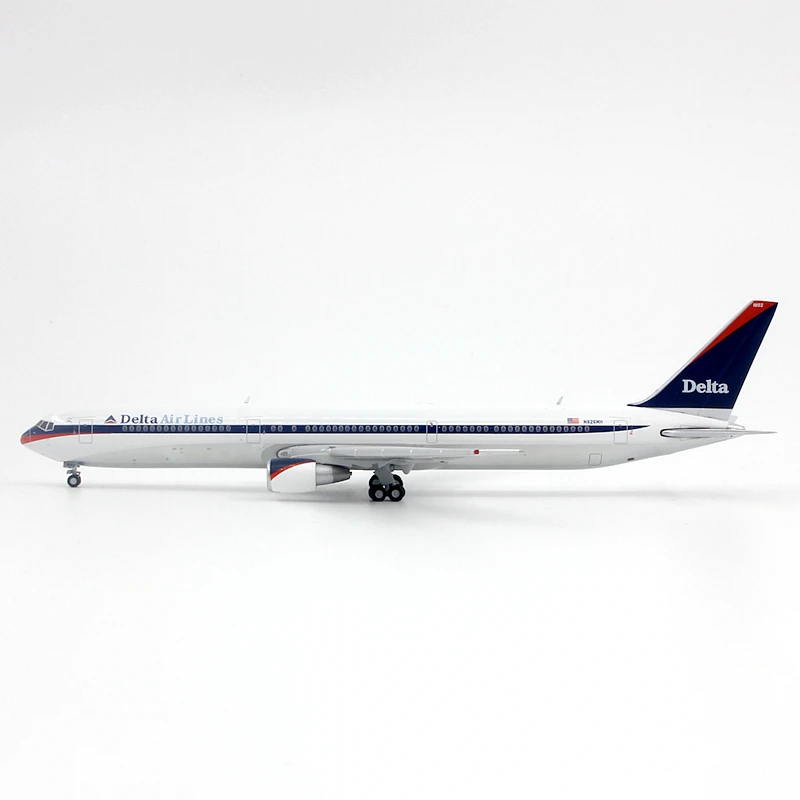 1/400 Scale GeminiJets GJDAL2151 Delta Air Lines B767-400ER N826MH Die-cast Passenger Aircraft Model Collectible Toy Gift