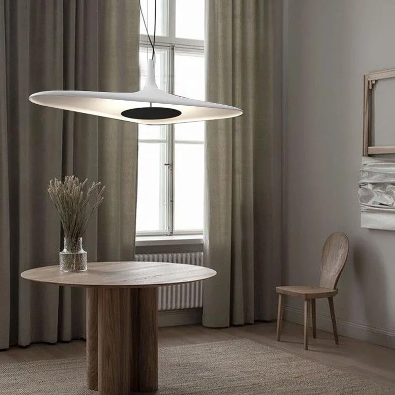 Lustre en forme d'ampli, irrégulier, en ligne