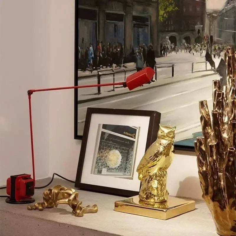 مصباح أرضي بذراع هزاز محرك إيطالي قابل للتعديل من SaNDYHA، ضوء قراءة أنيق، تصميم بسيط لغرفة النوم وغرفة المعيشة والدراسة والمنزل