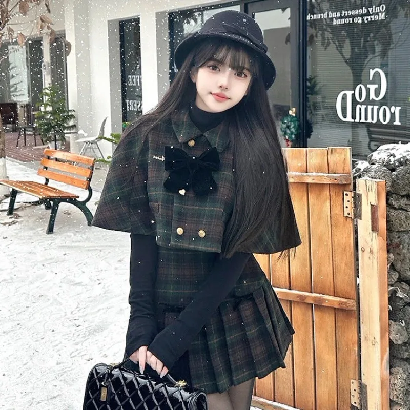 

2025 Plaid Cloak Shawl+ Black Long Sleeve Bottoming Tops+ High Waist Pleated Skirts Spring Autumn New Two Piece Sets