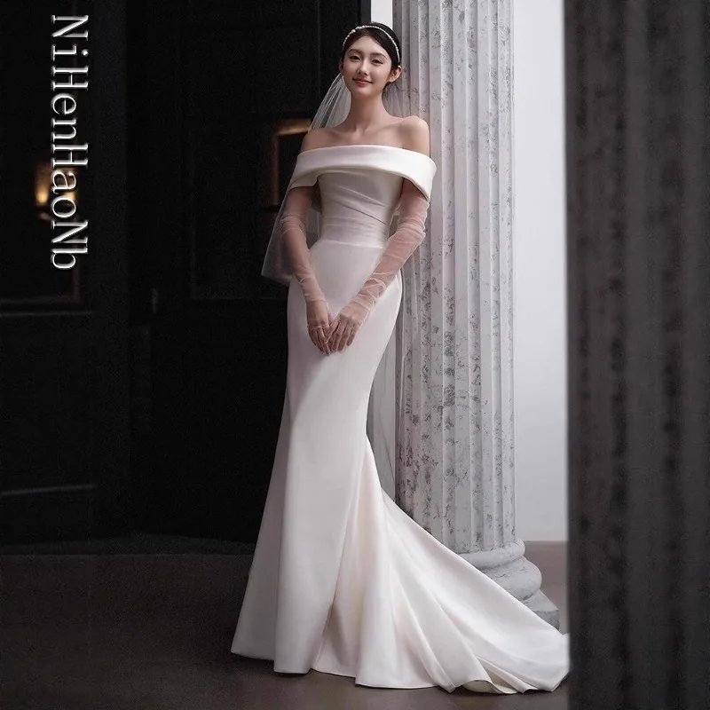 الفرنسية كلمة واحدة الكتف فستان الزفاف الخفيف العروس ذيل السمكة فستان فاخر الراقية مزاجه الساتان ترحيب
