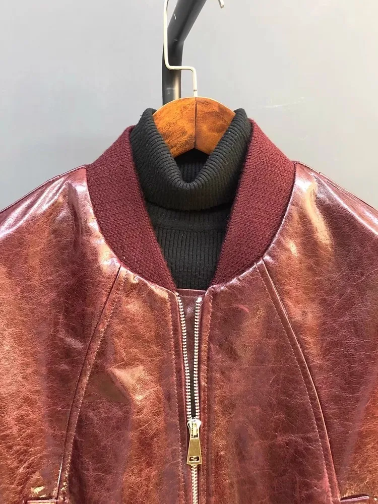 جديد مصمم المرأة زيبر الخامس الرقبة فضفاضة تناسب Bomber سترة الخريف يندبروف النفط الشمع جلد الغنم جلد طبيعي سترة أنيقة تحمل شعار لعبة البيسبول معطف