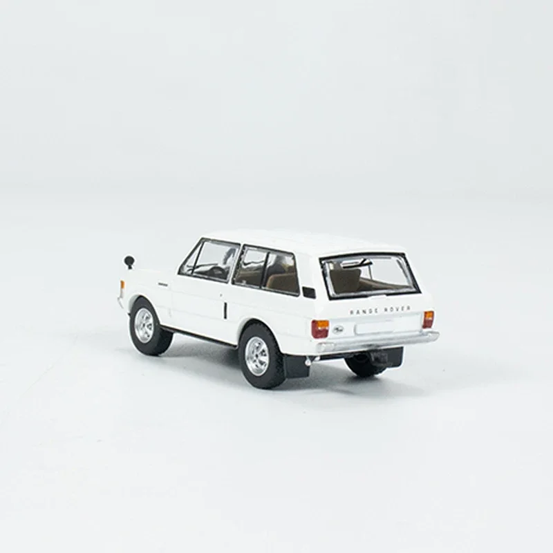 MINI GT 1:64 Model Car R Rover Alloy Die-Cast Vehicle Collection #658 White