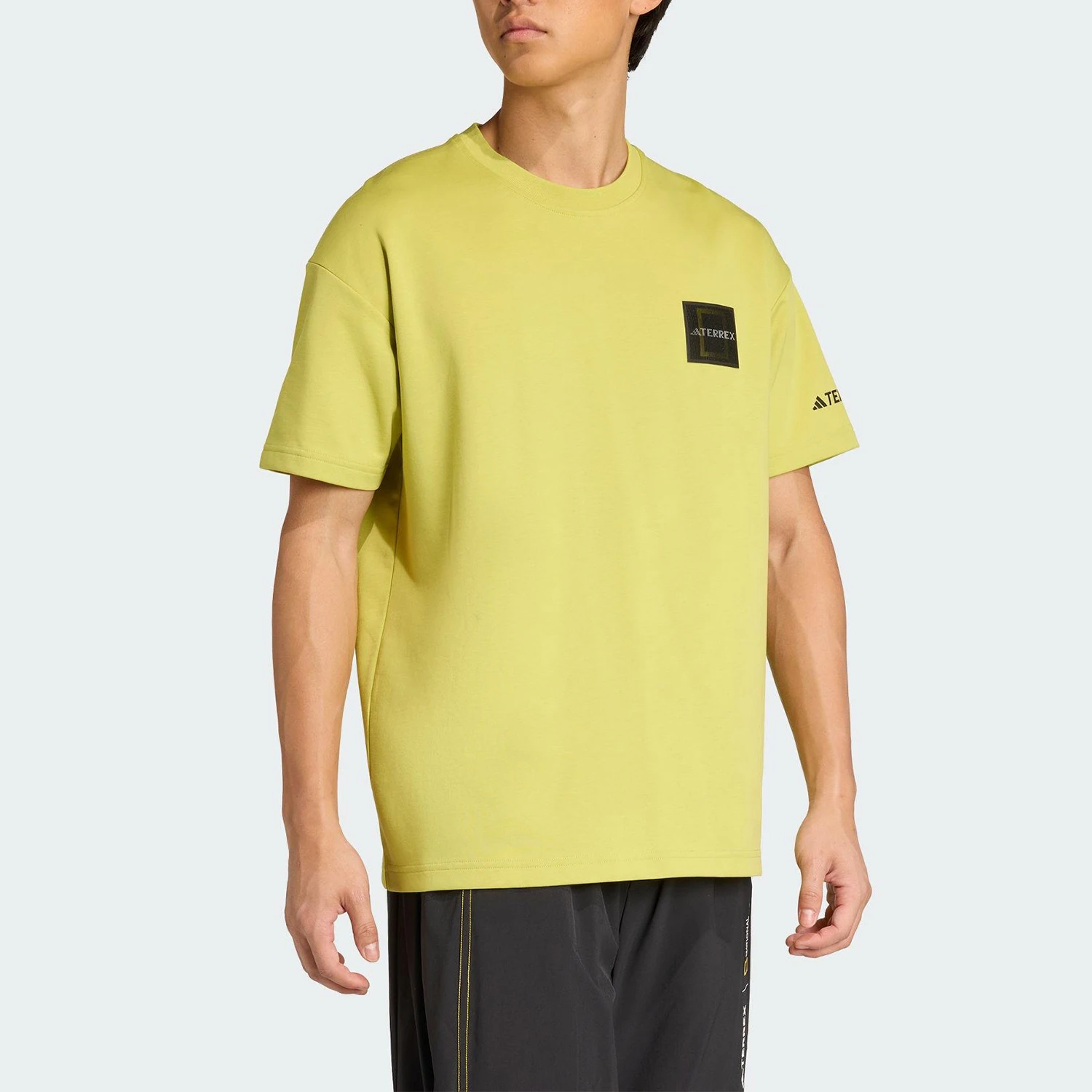 

Футболка с короткими рукавами Adidas Originals New Season для мужчин и женщин для активного отдыха на природе KC2351