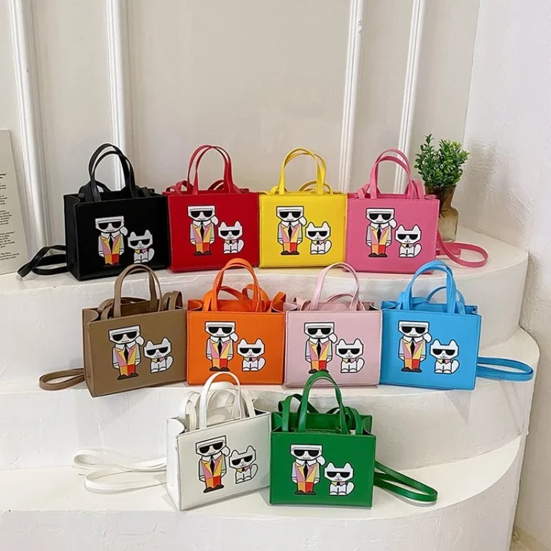 2025 Nuova borsa tote in tela Borsa a tracolla semplice Borsa da pranzo portatile Borsa da donna portatile di grande capacità