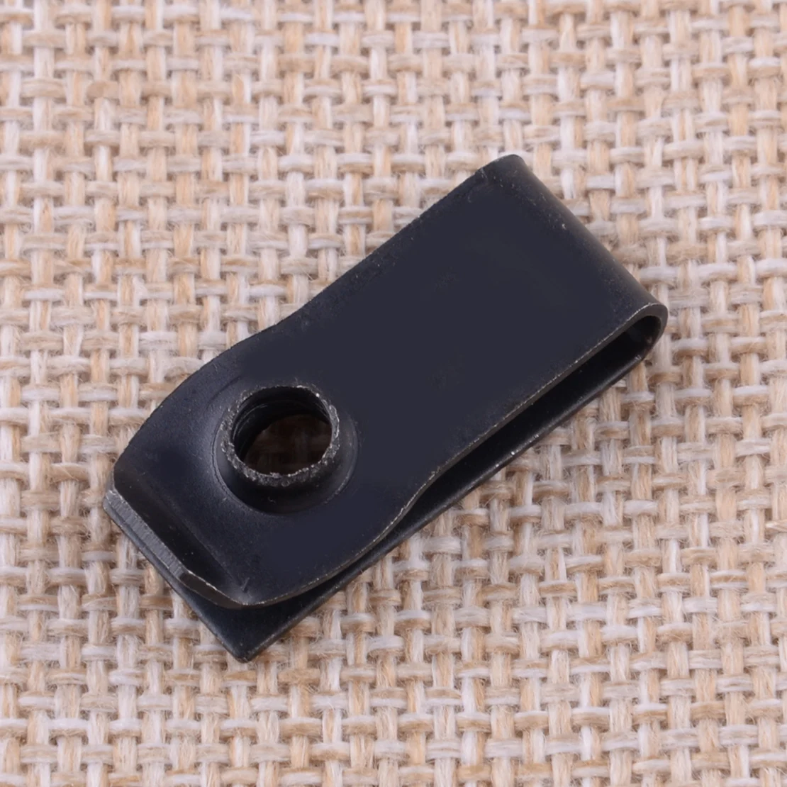 

40 шт./компл., черный зажим для гайки U-образного кузова автомобиля M6, шестигранный болт 10 мм, винт 147163194, подходит для грузовика Ford