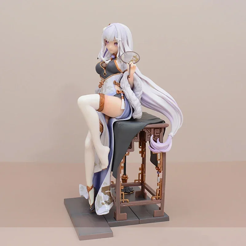 Ornamenti Postura in ginocchio Cartoon Re: Zero Rem Emilia Beauty Action PVC Figure Scala 1/7 Anime Modello Giocattoli Regali bambola Bellezza carina