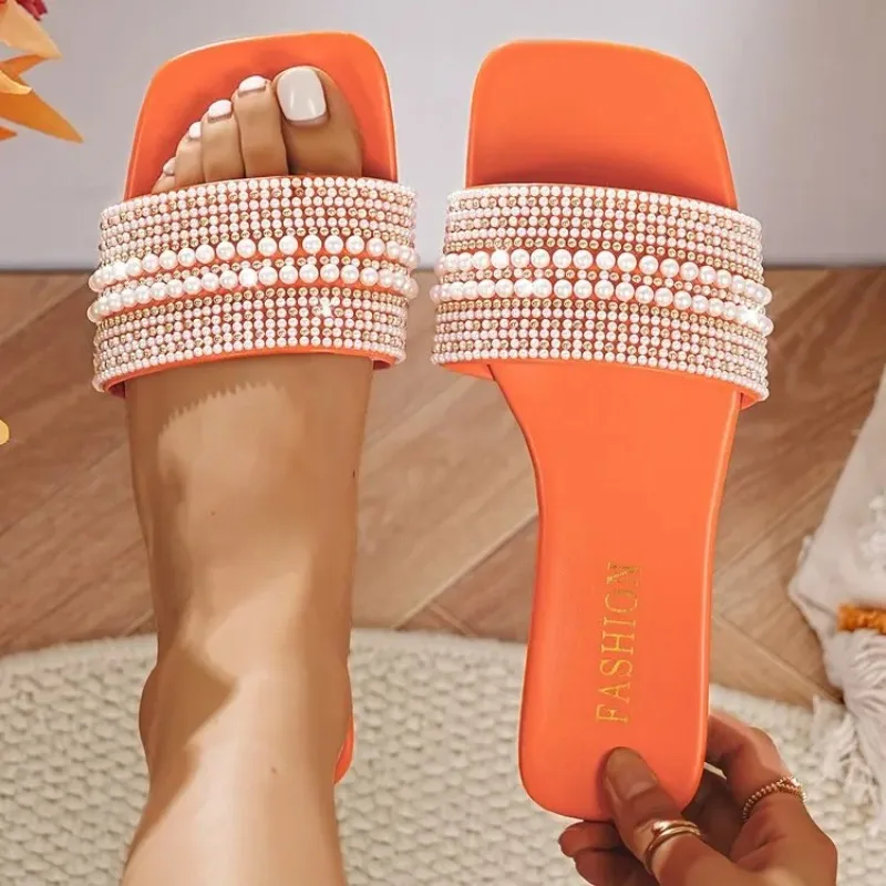 

New Style Beaded Rhinestone Shoes Womens Outdoor Fashion Slippers Women's Flat Bottom Sandals 2026 Summer