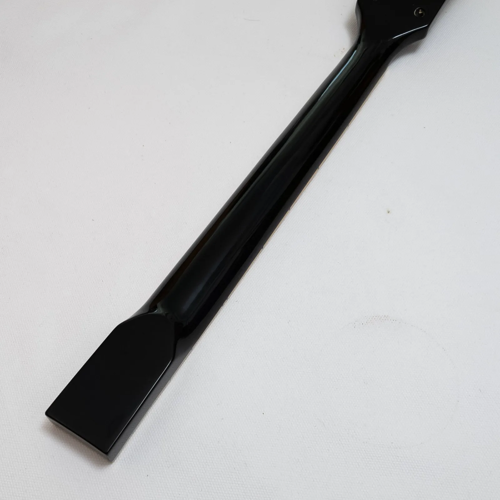 Electric Guitar Maple Neck Black Gloss Finish 22 Frets Rosewood Fingerboard Bone Nut