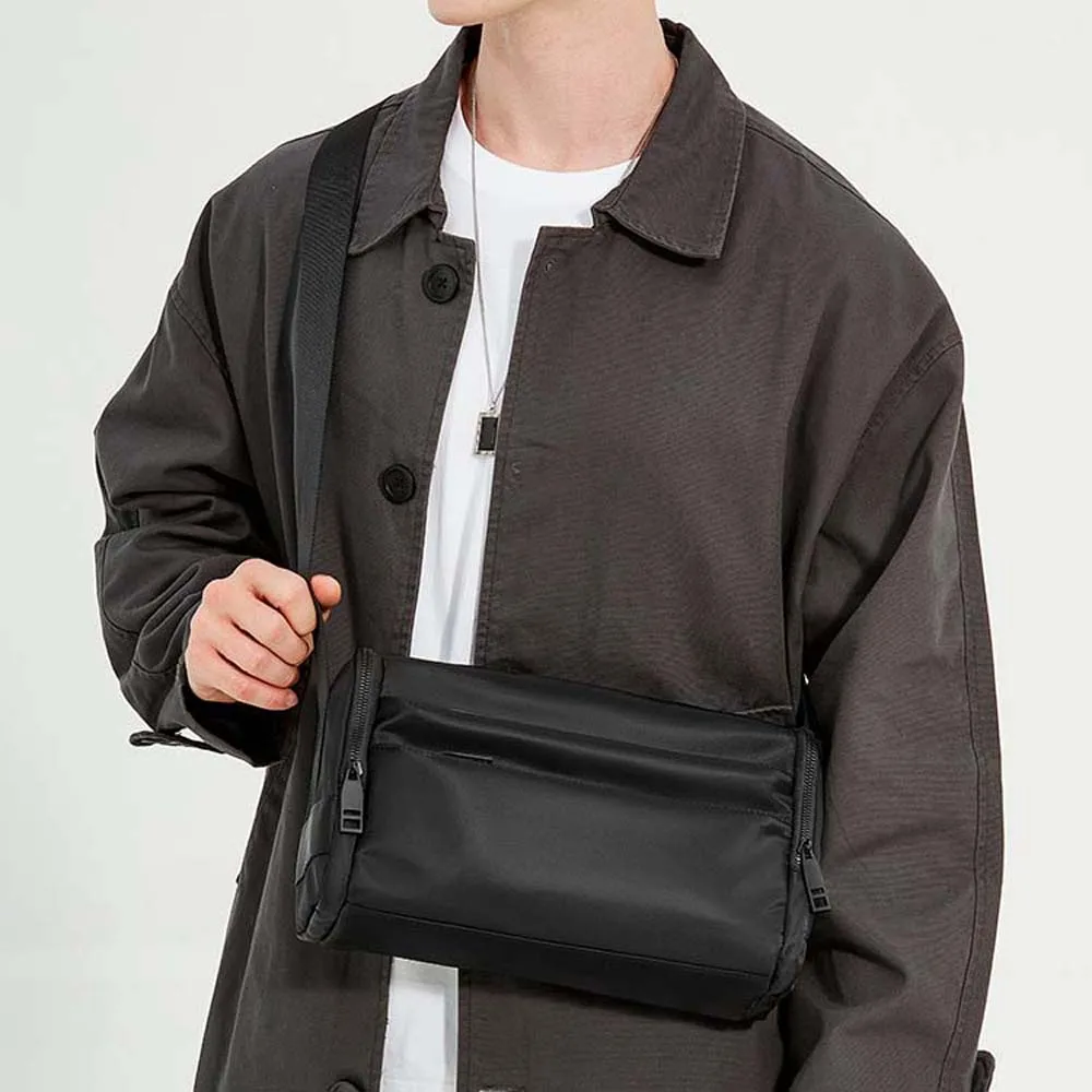 

Oxford Cloth Men's Crossbody Bag Large Capacity Black Waterproof Shoulder Bag Minimalist Multi Functional Sports Fitness Pouch