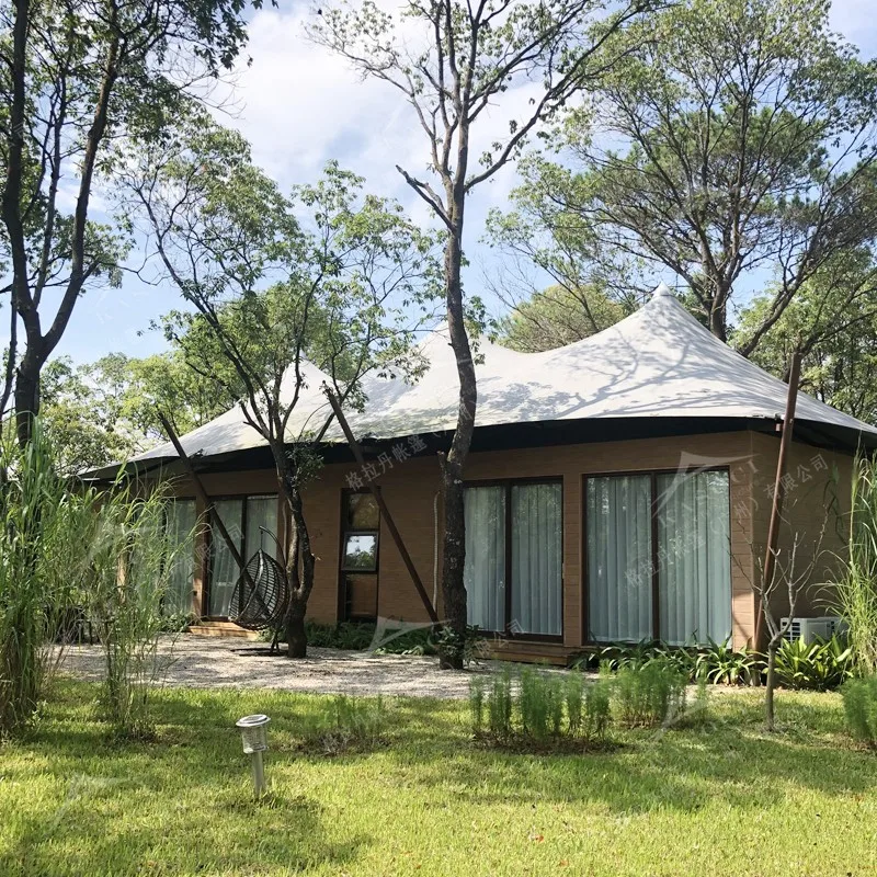 Wild Luxury High-En…