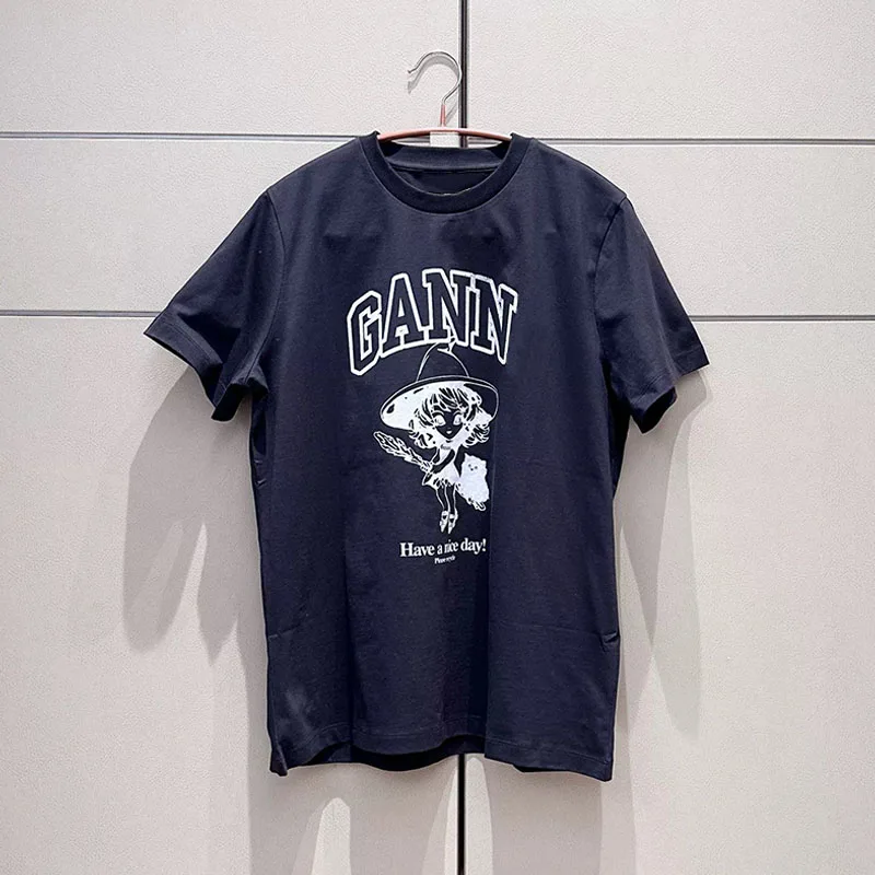 

Женская хлопковая футболка свободного кроя с коротким рукавом, летняя новинка, черная, с милым принтом в виде букв и ведьмы, базовый топ