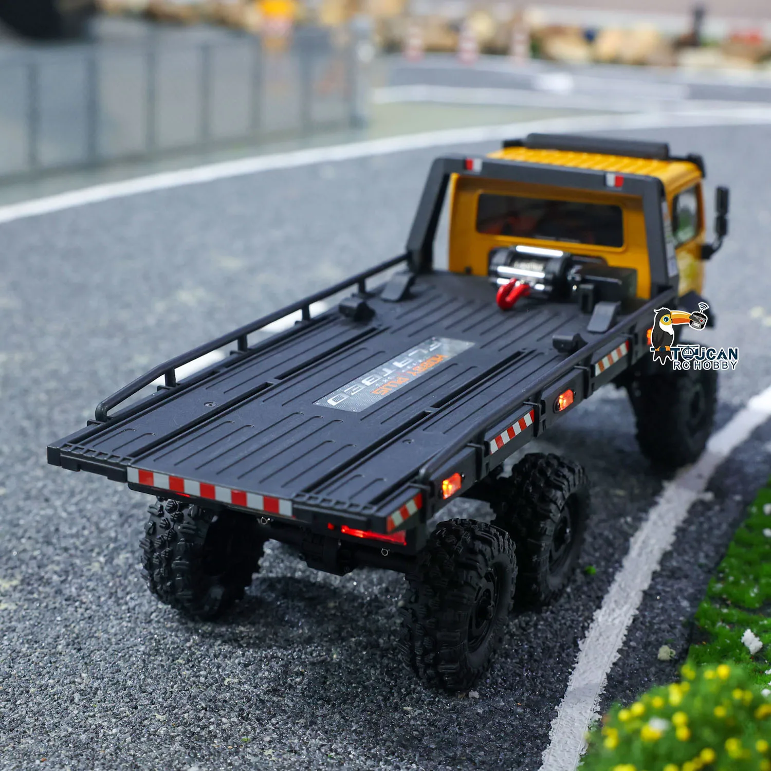 RTR 1/18 RC Crawler 6x6 Flatbed Truck Rock Car Hobby Plus CR18P Remote Control Off-Road Model 2-Speed Transmission Vehicle Light