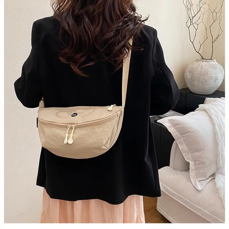 

Корейская модная однотонная женская сумка через плечо с клецками большой емкости с регулируемым ремешком