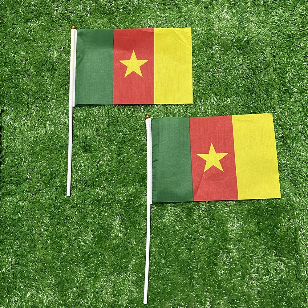 SKY FLAG Cameroon hand Flag 10/20/50/100pcs 21*14cm Cameroon Hand Waving Flags With plastic pole For Sports Activity Home Decor