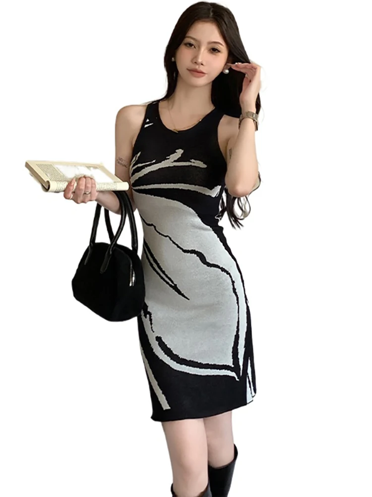 Mini abito sexy con fionda chic lavorato a maglia con stampa da donna 2025 Abiti da ballo aderenti vintage coreani Abiti eleganti da festival aderenti estivi