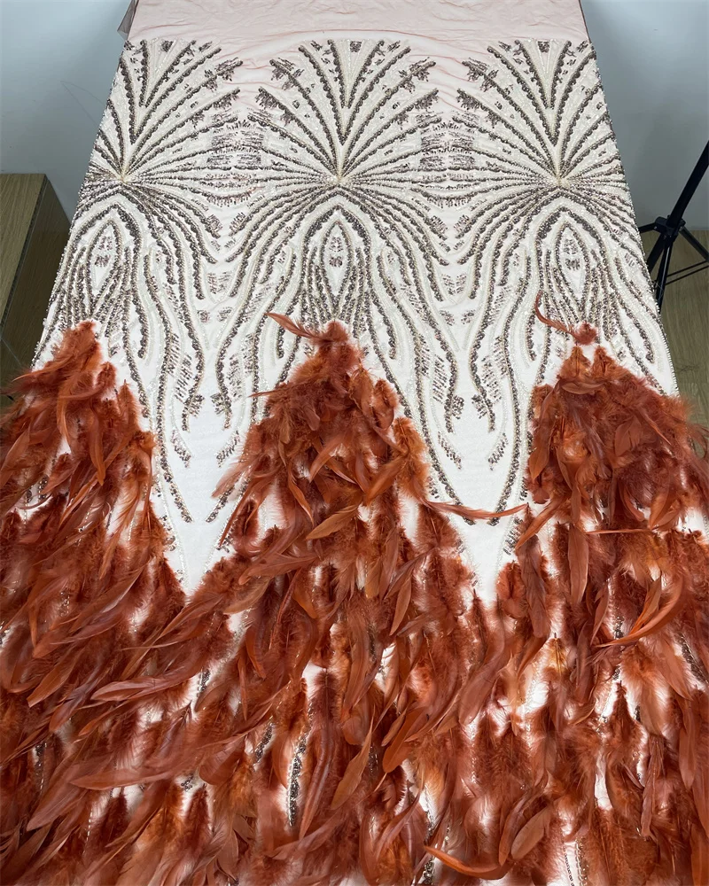 

2026 Роскошная африканская кружевная ткань с бисером, высокое качество, 3D перо, французская нигерийская сетка, кружевная ткань с блестками, свадебное платье, 5 лет