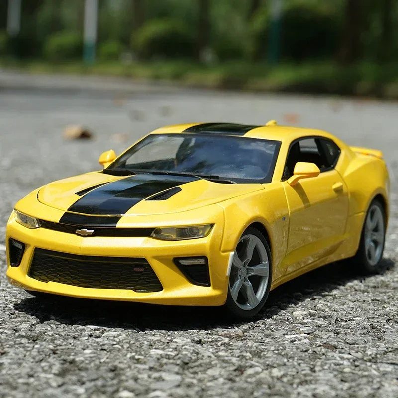 

Maisto 1:18 2016 Chevrolet Camaro SS car alloy car model simulation car decoration collection gift toy Diecast model toy B402