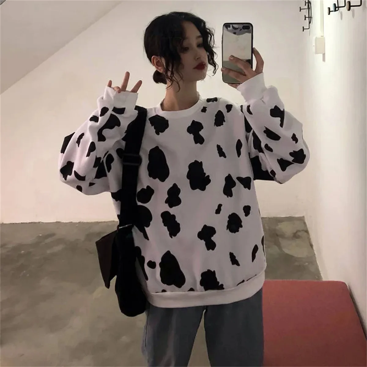 Cute Autumn Cow Milk Printed Girls Pullover Women sweatshirt Female Fashion Loose hoodie sweatshirts O-neck Hoodie Females